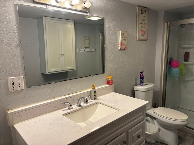 300 N Broadway, Blanket, TX 76432