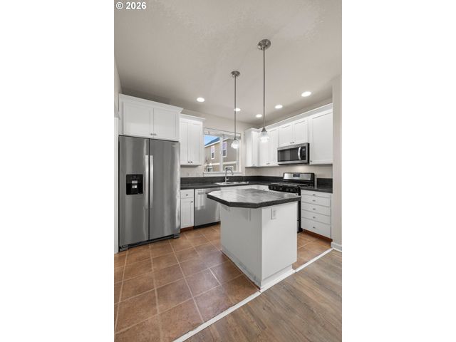 1248 Sw 162ND Ave, Beaverton, OR 97006