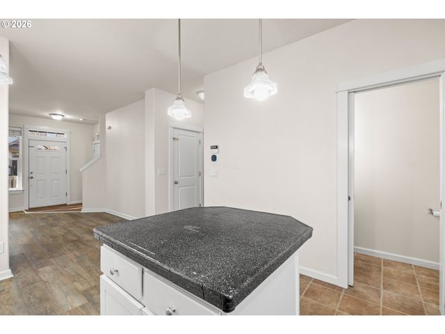 1248 Sw 162ND Ave, Beaverton, OR 97006