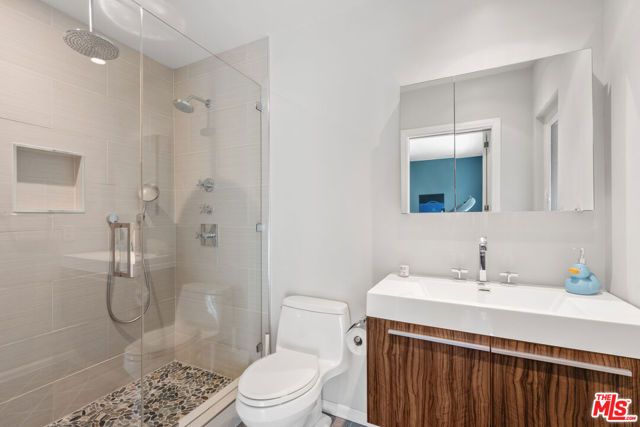 3631 Division Street, Los Angeles, CA 90065