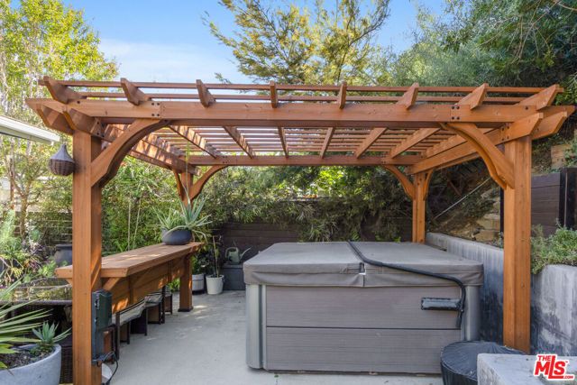 3631 Division Street, Los Angeles, CA 90065