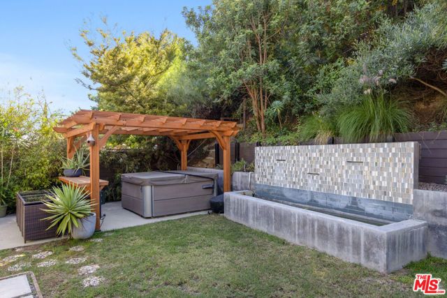 3631 Division Street, Los Angeles, CA 90065