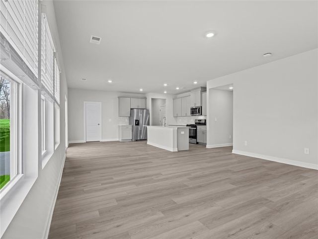 628 Hollybank Street, Fountain Inn, SC 29644