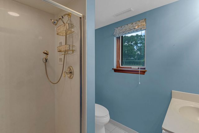 1023 S Lancaster Street, Mount Prospect, IL 60056