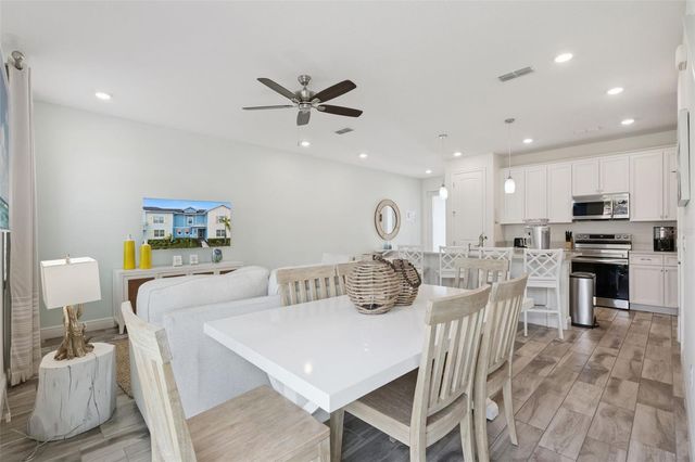 8201 SURF STREET, Kissimmee, FL 34747