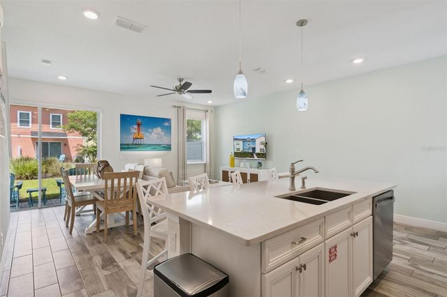 8201 SURF STREET, Kissimmee, FL 34747