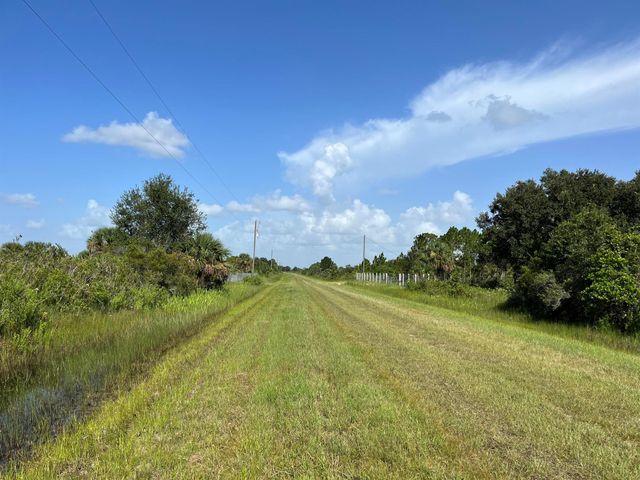 15883 NW 276th Street, Okeechobee, FL 34972