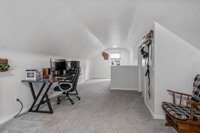 1643 W MASON STREET, Green Bay, WI 54303