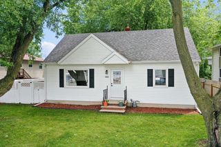 1643 W MASON STREET, Green Bay, WI 54303