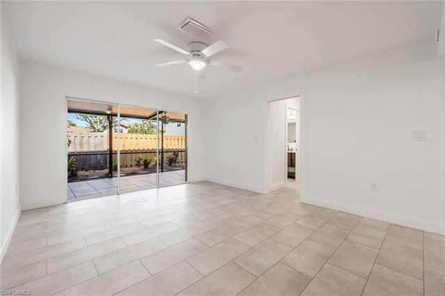 11674 Pointe Circle DR, Fort Myers, FL 33908