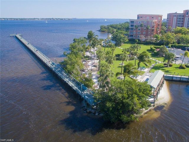 11674 Pointe Circle DR, Fort Myers, FL 33908