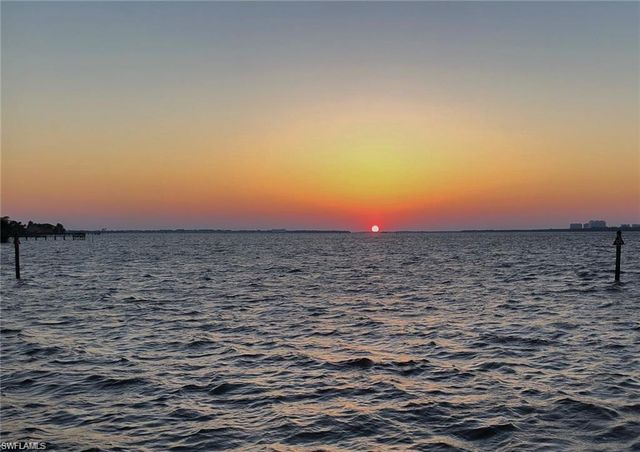 11674 Pointe Circle DR, Fort Myers, FL 33908