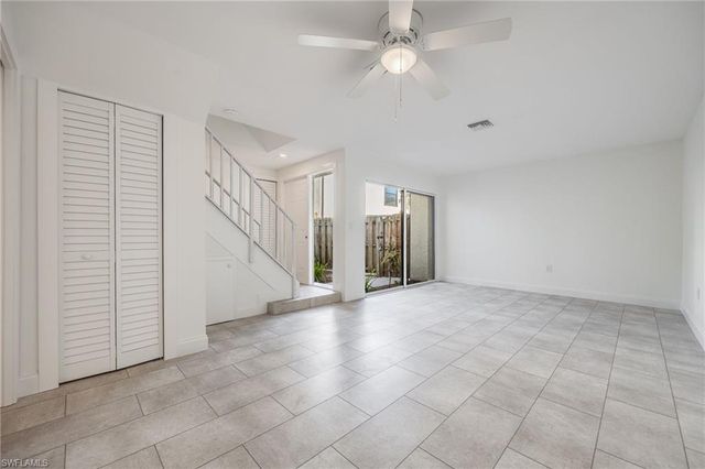 11674 Pointe Circle DR, Fort Myers, FL 33908