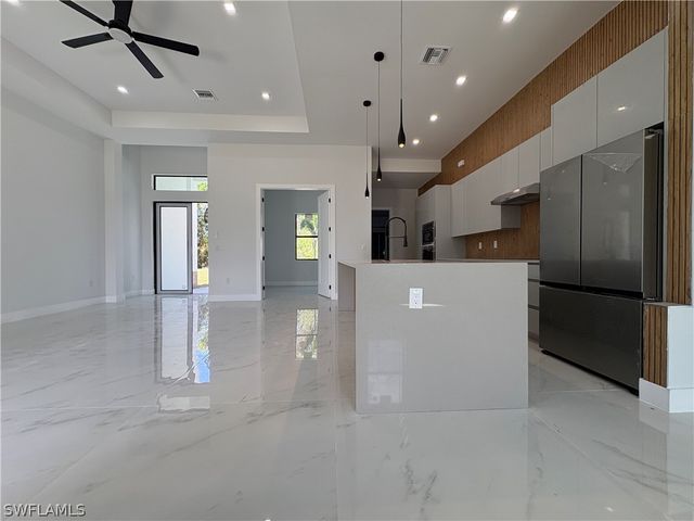 6186 Everglades BLVD N, Naples, FL 34120