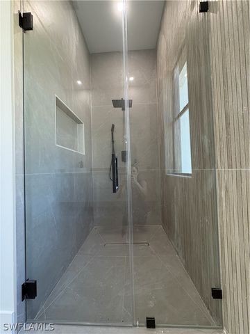 6186 Everglades BLVD N, Naples, FL 34120