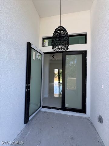 6186 Everglades BLVD N, Naples, FL 34120