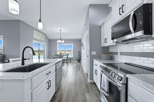 10144 Buckshire Court, New Haven, IN 46774