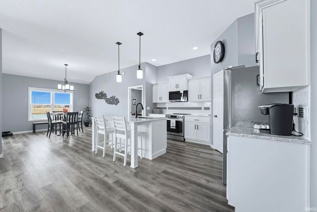 10144 Buckshire Court, New Haven, IN 46774