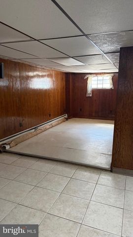 103 ACADEMY LN, Upper Darby, PA 19082