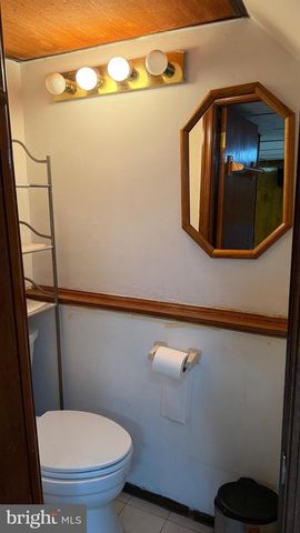 103 ACADEMY LN, Upper Darby, PA 19082