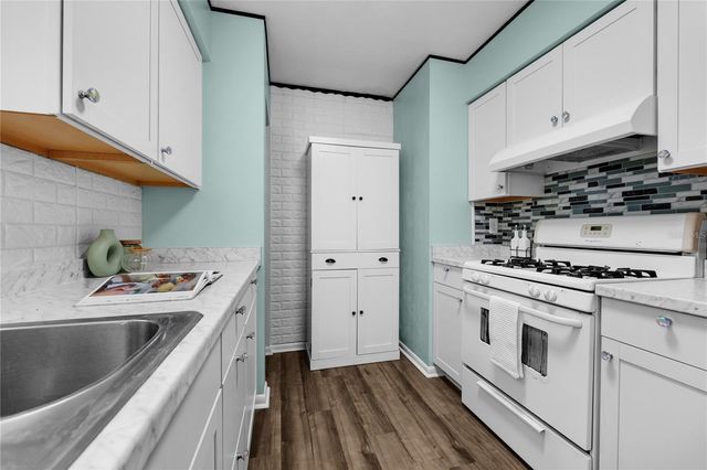 2715 NW 44TH PLACE, Gainesville, FL 32605