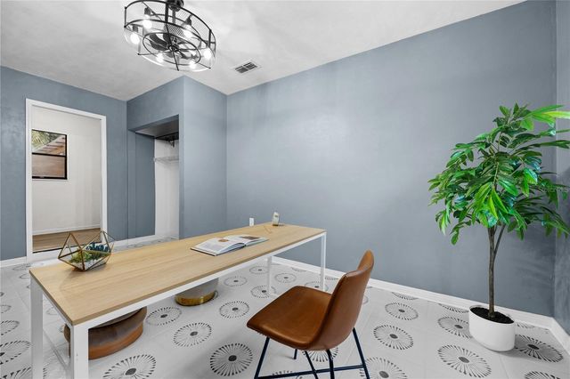 2715 NW 44TH PLACE, Gainesville, FL 32605