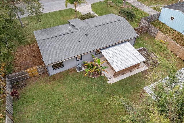 2715 NW 44TH PLACE, Gainesville, FL 32605