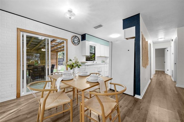 2715 NW 44TH PLACE, Gainesville, FL 32605