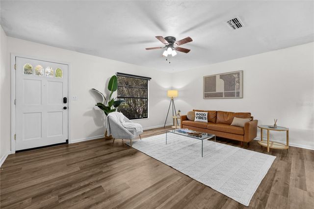 2715 NW 44TH PLACE, Gainesville, FL 32605