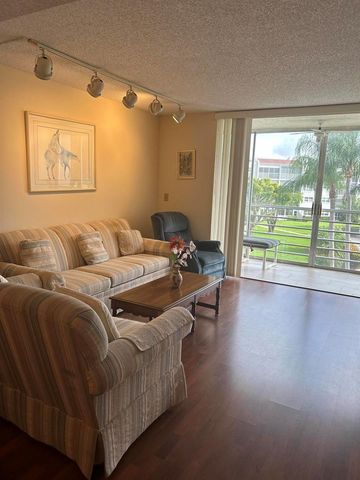3286 Arcara Way 313, Lake Worth, FL 33467