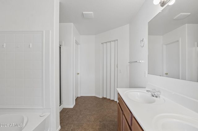 1885 E OMEGA Drive, San Tan Valley, AZ 85143