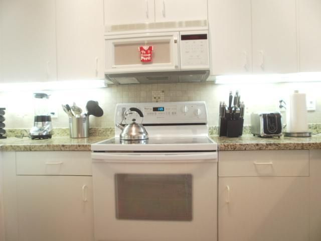 6365 Lansdowne Circle, Boynton Beach, FL 33472