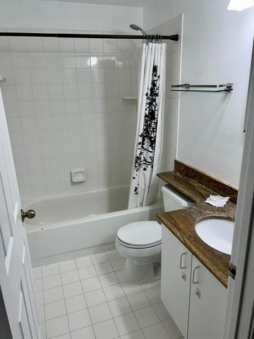 6365 Lansdowne Circle, Boynton Beach, FL 33472