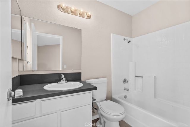 105 S Lamarr, Rialto, CA 92376