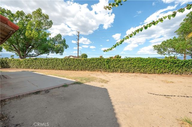 105 S Lamarr, Rialto, CA 92376