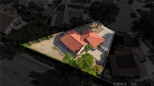 105 S Lamarr, Rialto, CA 92376
