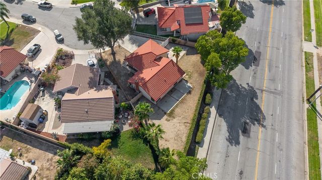 105 S Lamarr, Rialto, CA 92376