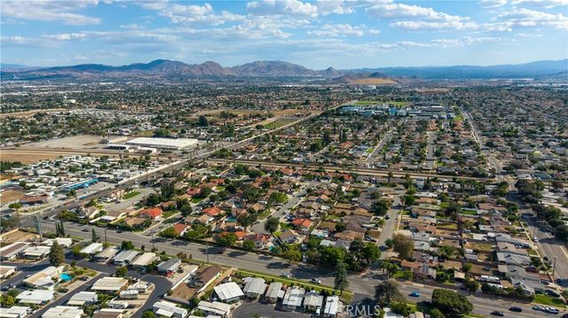 105 S Lamarr, Rialto, CA 92376