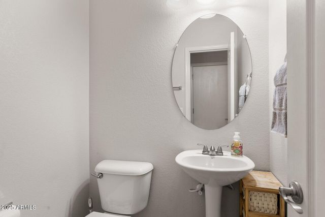 3726 E KRISTAL Way, Phoenix, AZ 85050