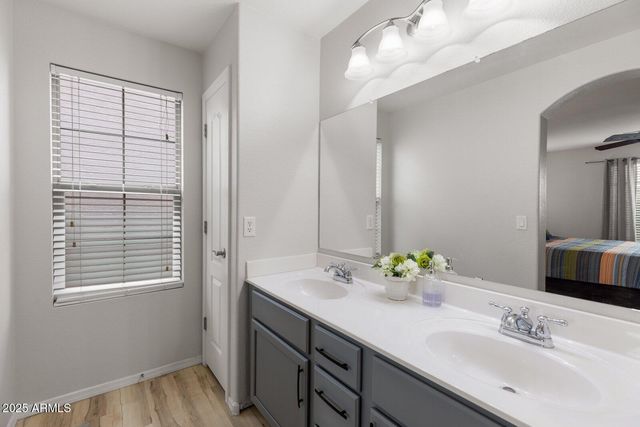 3726 E KRISTAL Way, Phoenix, AZ 85050