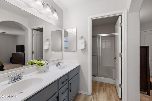 3726 E KRISTAL Way, Phoenix, AZ 85050