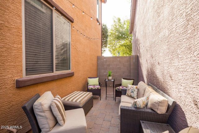 3726 E KRISTAL Way, Phoenix, AZ 85050