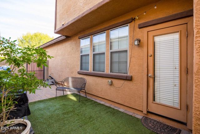 3726 E KRISTAL Way, Phoenix, AZ 85050