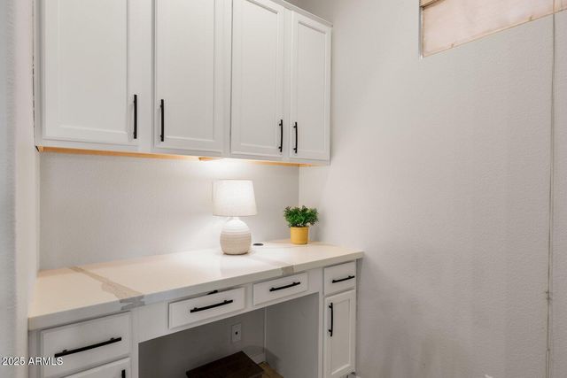 3726 E KRISTAL Way, Phoenix, AZ 85050