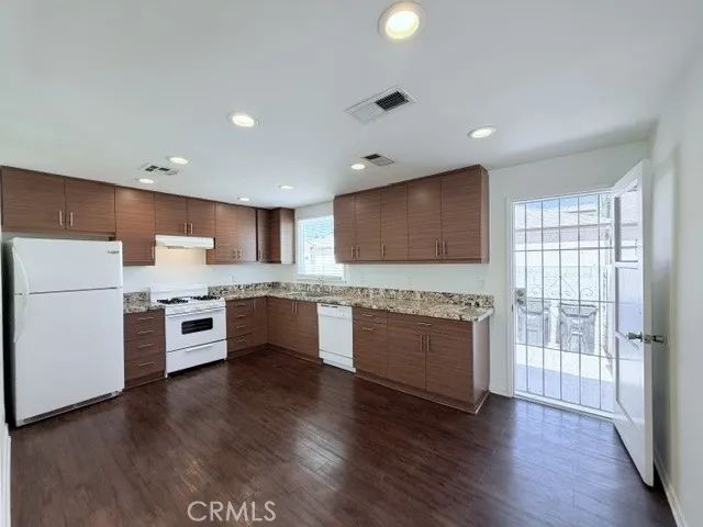 8465 Quartz Avenue, Winnetka, CA 91306
