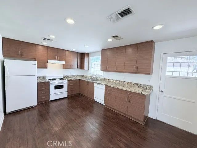 8465 Quartz Avenue, Winnetka, CA 91306