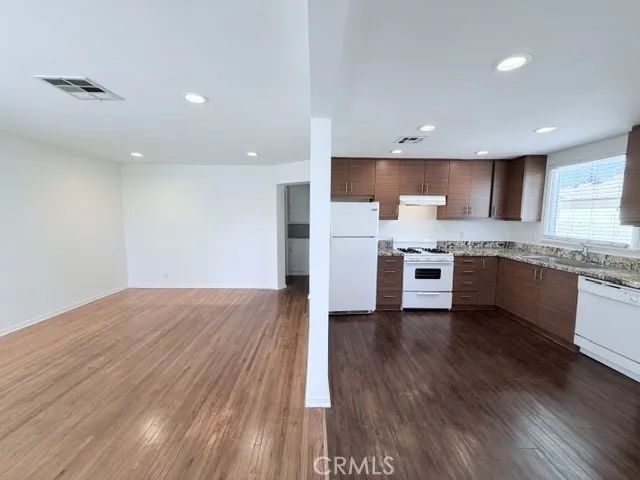 8465 Quartz Avenue, Winnetka, CA 91306