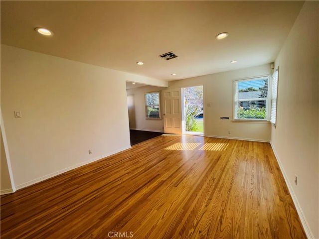 8465 Quartz Avenue, Winnetka, CA 91306