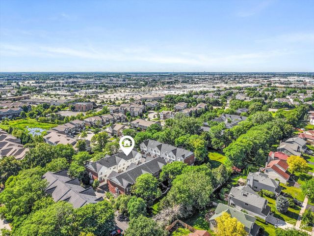 926 Shandrew Drive 926, Naperville, IL 60540