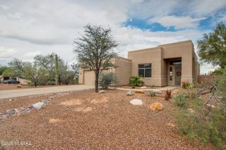 1758 W Placita de Ocampo, Tucson, AZ 85704